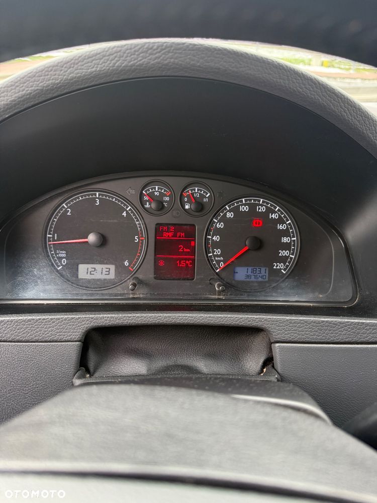 Volkswagen Multivan - 7