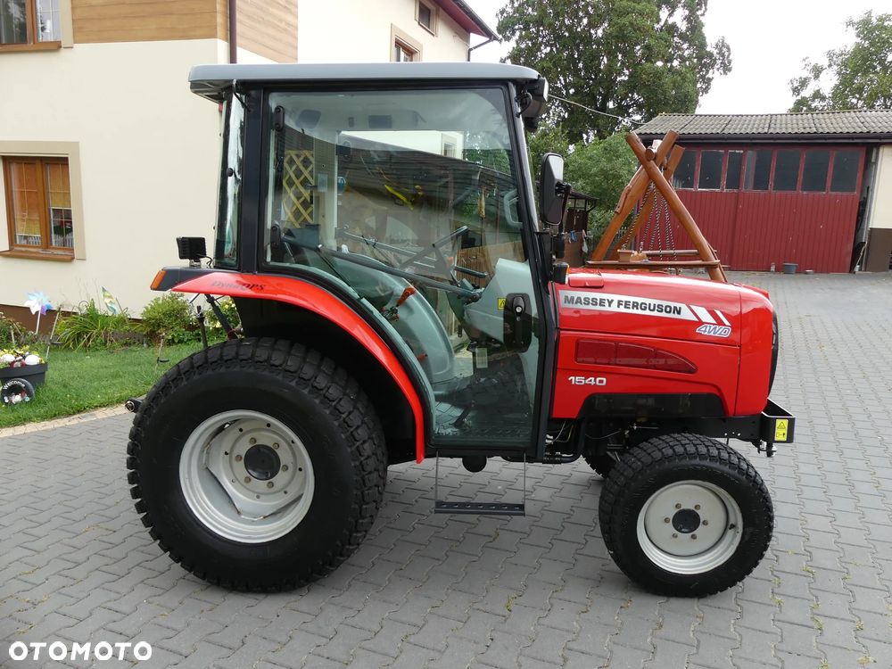 Massey Ferguson 1540* 40KM*4X4* TYLKO 1949MTG - 21
