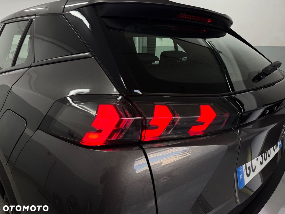 Peugeot 2008 1.5 BlueHDi Allure S&S EAT8 - 35