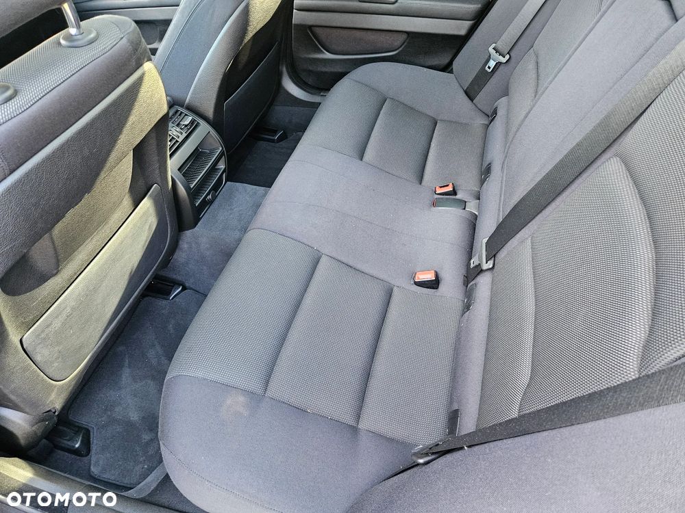 BMW Seria 5 520d xDrive Touring - 30