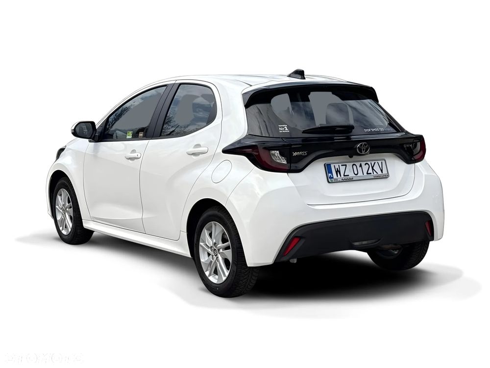 Toyota Yaris - 4