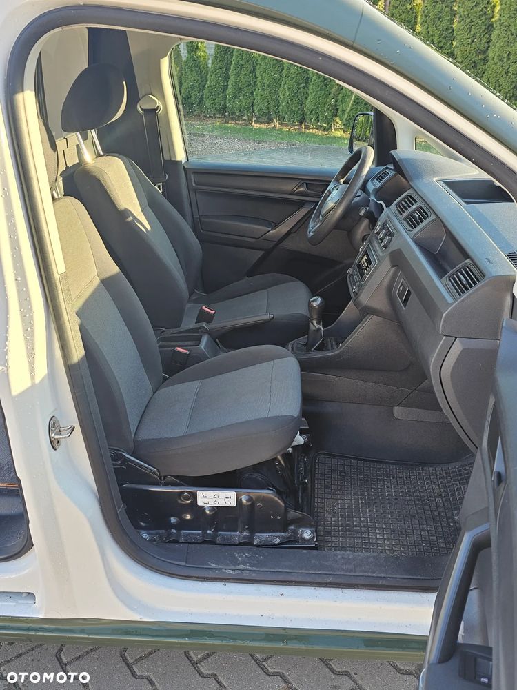 Volkswagen Caddy - 12