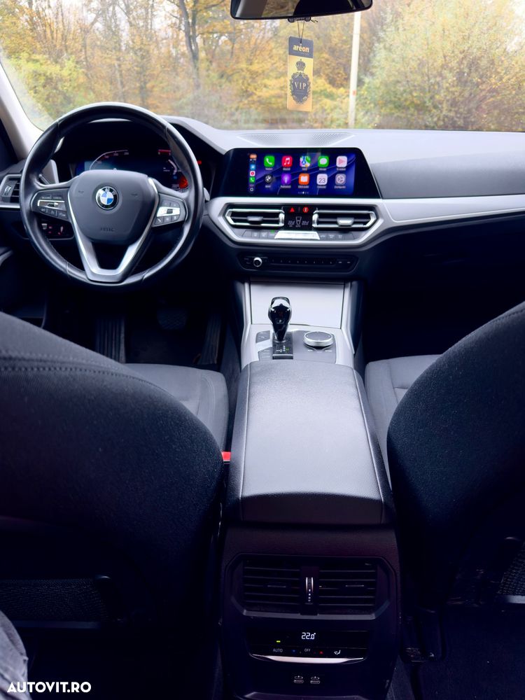 BMW Seria 3 318d AT MHEV - 13
