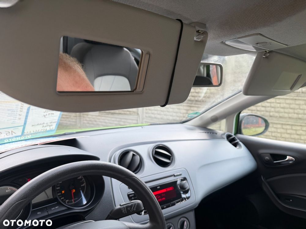 Seat Ibiza 1.2 12V Reference Salsa - 33