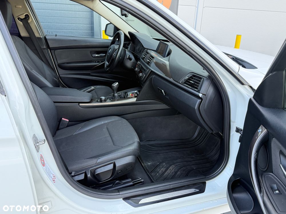 BMW Seria 3 318d Modern Line - 7