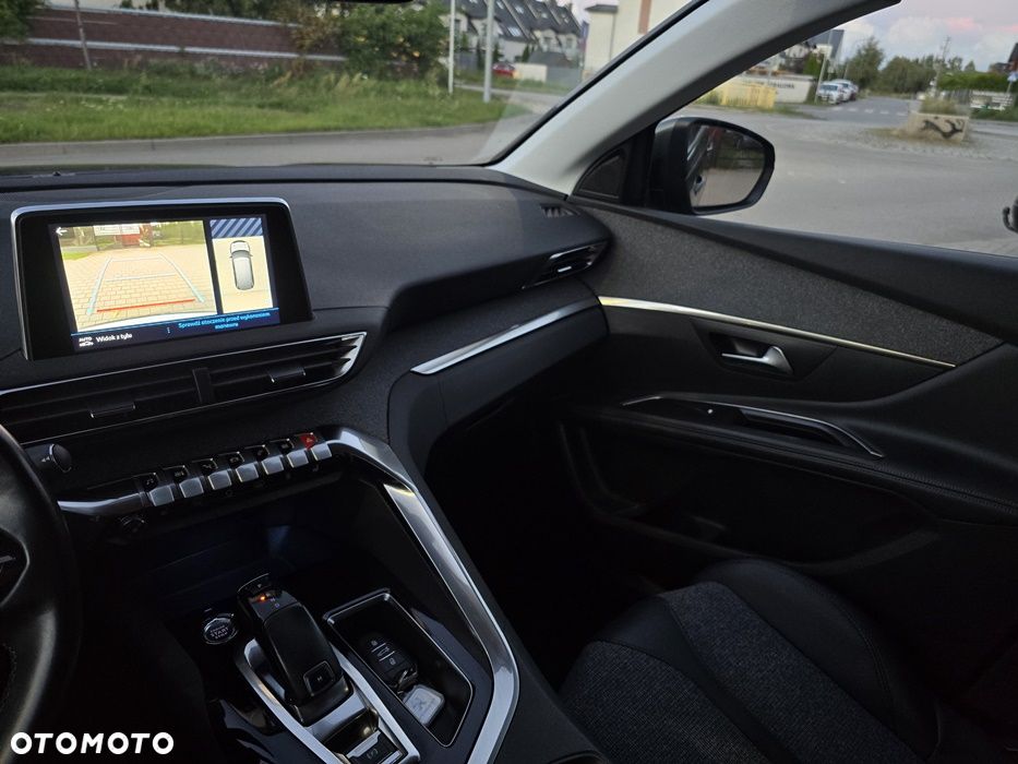 Peugeot 5008 BlueHDi 130 EAT8 Allure - 29