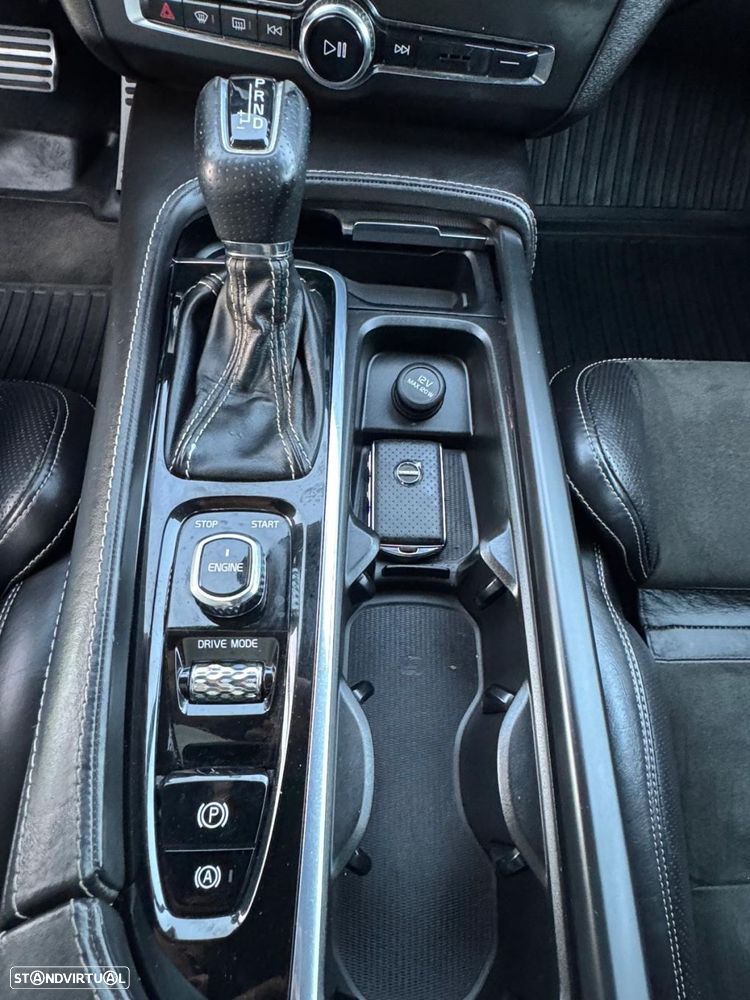 Volvo S90 2.0 D4 R-Design Geartronic - 28
