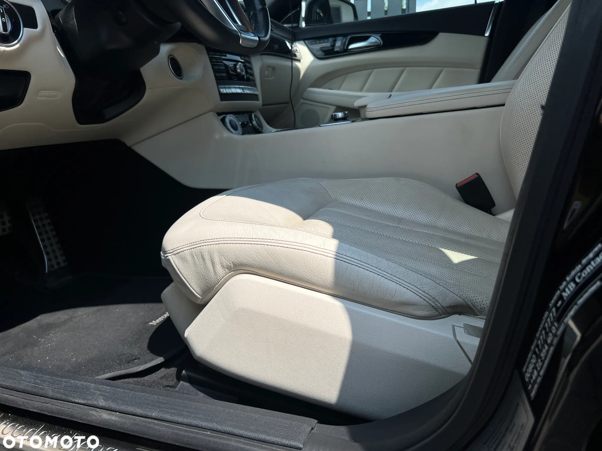 Mercedes-Benz CLS 350 BlueTEC 4-Matic - 22