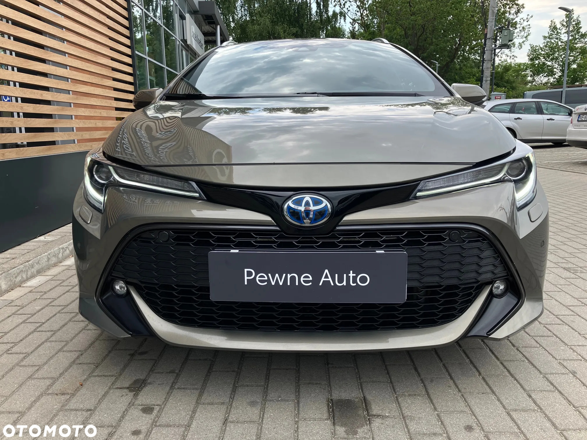 Toyota Corolla 1.8 Hybrid Comfort - 14
