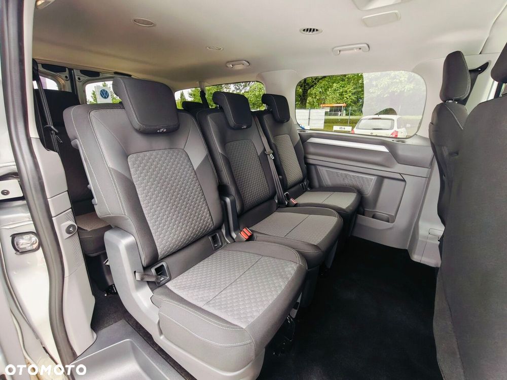Volkswagen Caravelle 2.0 TDI L2 Life - 19