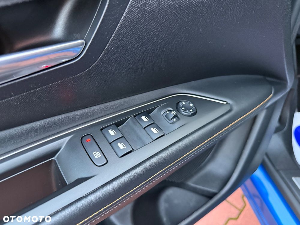 Peugeot 3008 1.5 BlueHDi Road Trip S&S EAT8 - 31