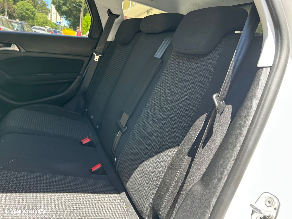 Peugeot 308 SW 1.5 BlueHDi Style - 11