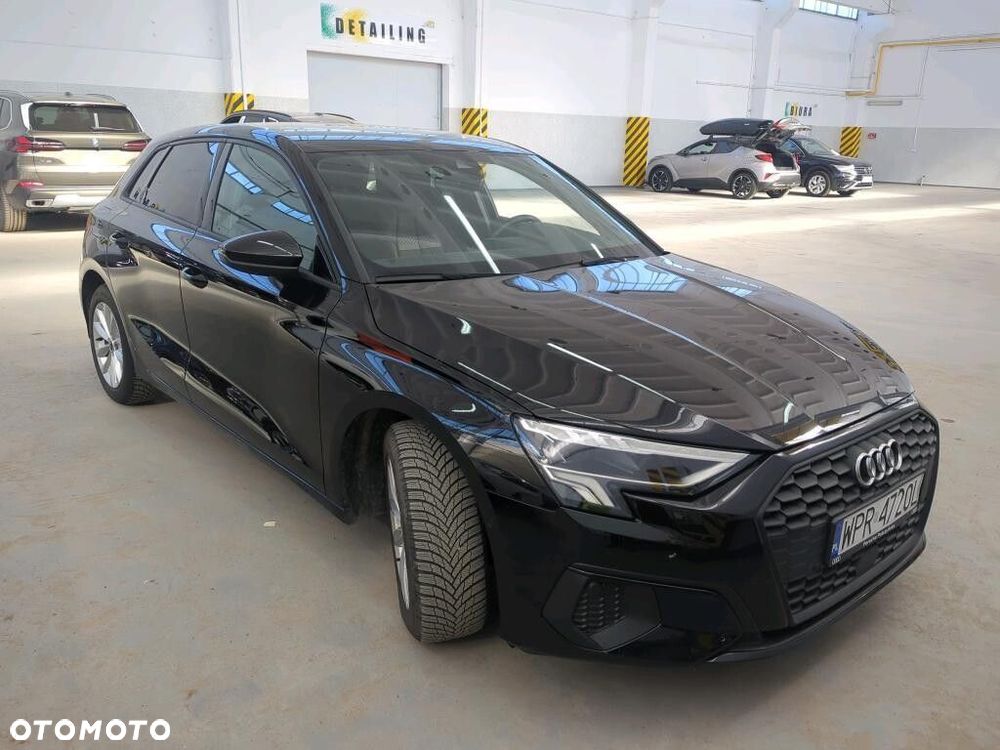 Audi A3 Sportback - 3