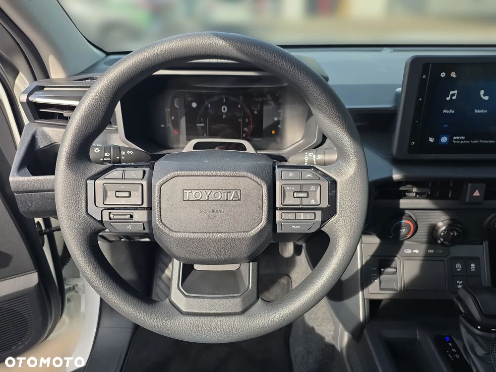 Toyota HILUX - 19