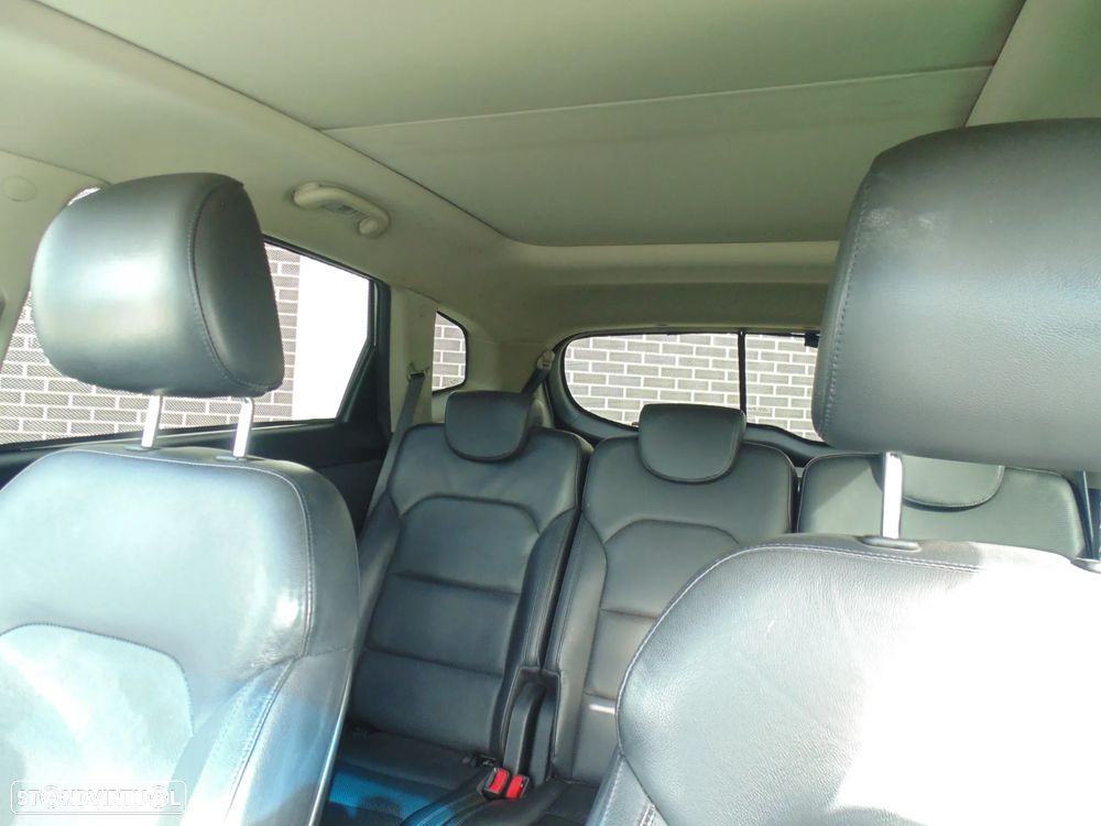 Kia Carens 1.7 CRDi ISG TX - 47