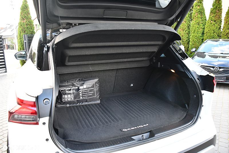 Nissan Qashqai 1.3 DIG-T MHEV Xtronic Tekna - 27