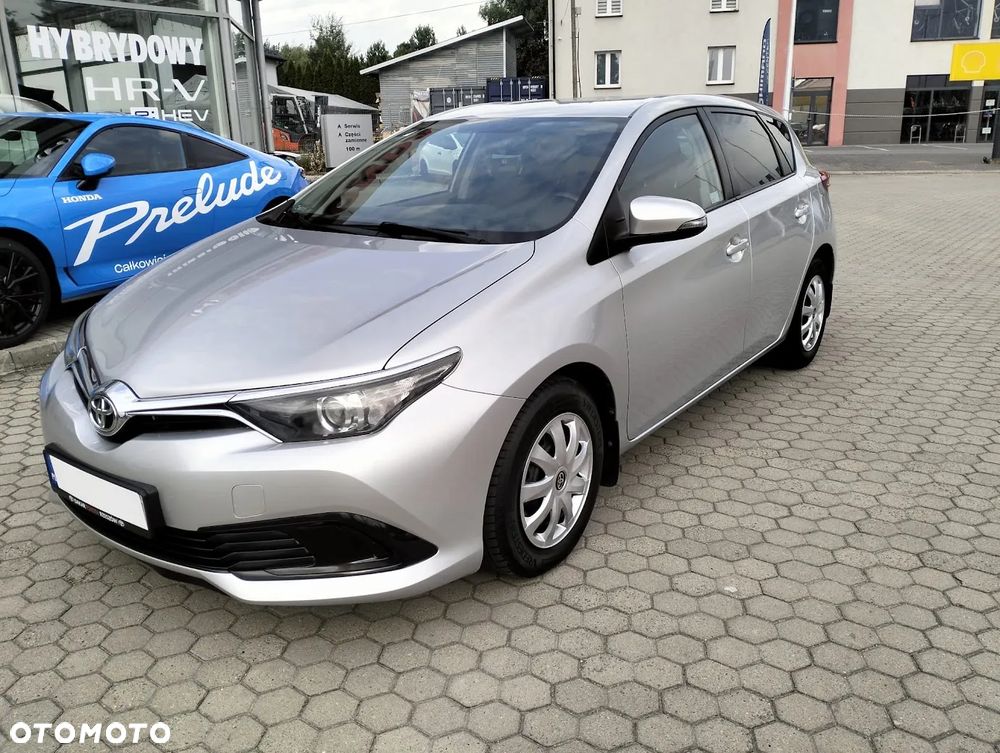 Toyota Auris 1.33 VVT-i Active - 1