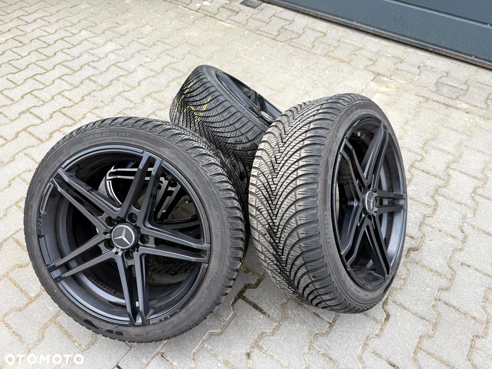 Mercedes-Benz Klasa E 250 7G-TRONIC Sport Edition - 32