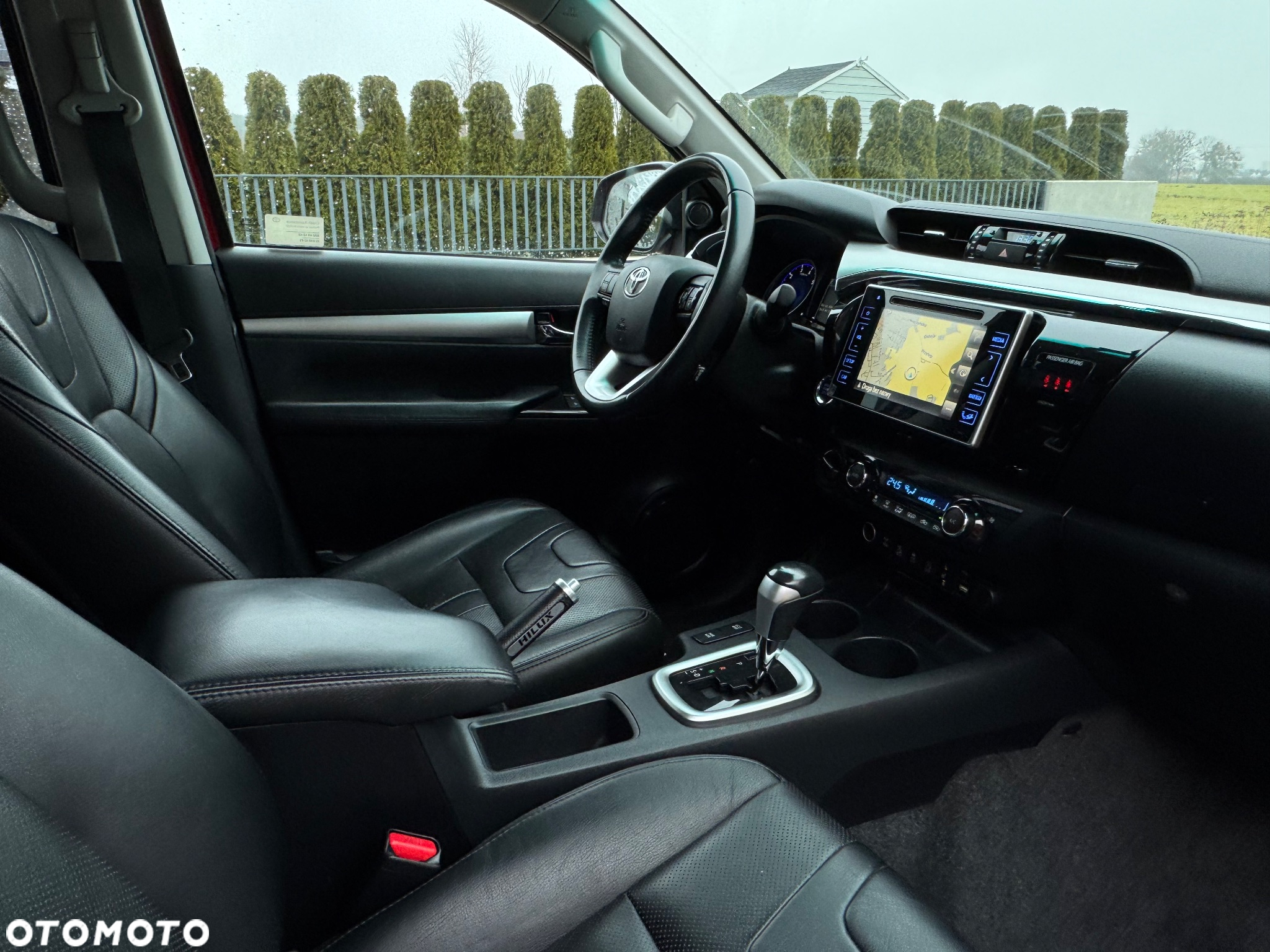 Toyota Hilux 2.4 D-4D Double Cab SR5 4x4 - 5