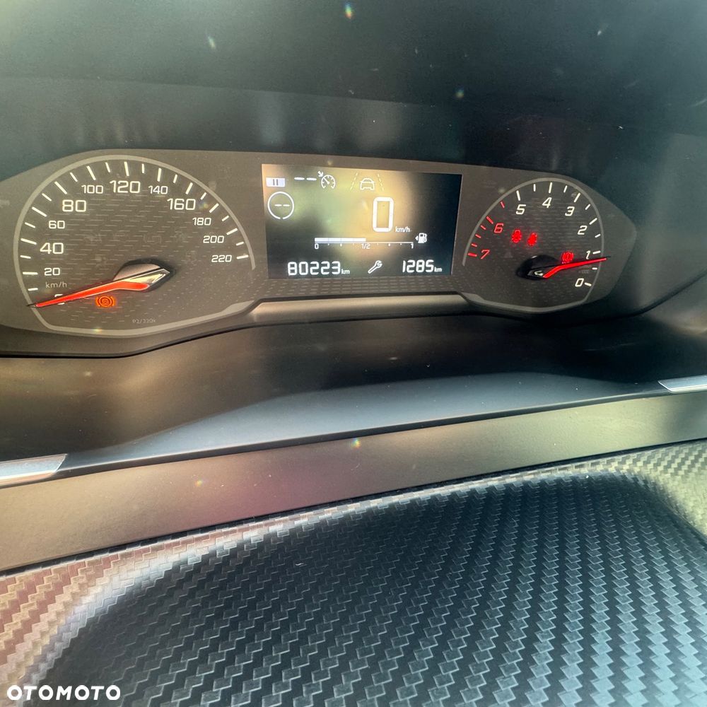 Peugeot 208 1.2 PureTech Like S&S - 7