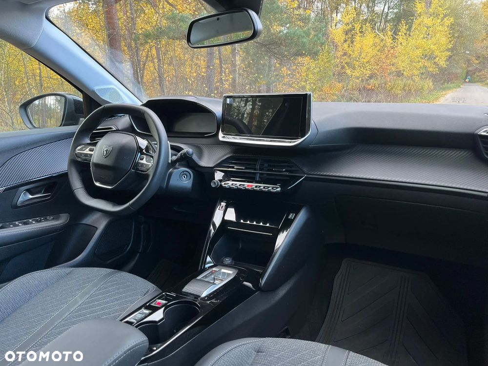 Peugeot 208 1.2 mHEV Allure e-DCS6 - 22