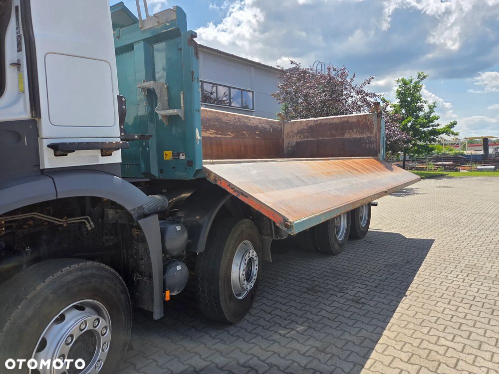 Mercedes-Benz Arocs 3245 - 11