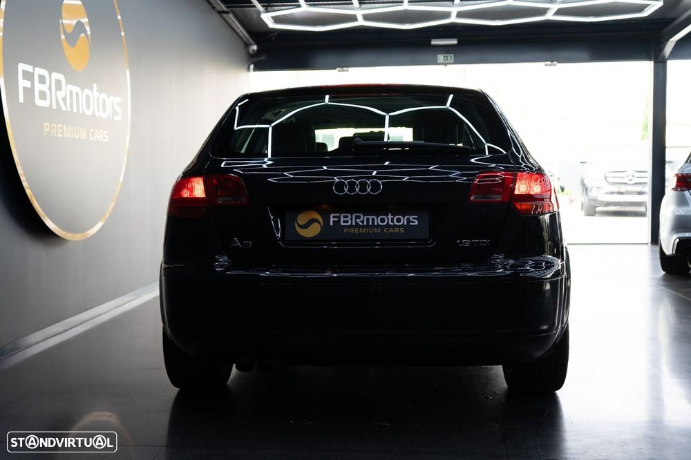 Audi A3 Sportback 1.9 TDi Advance - 4