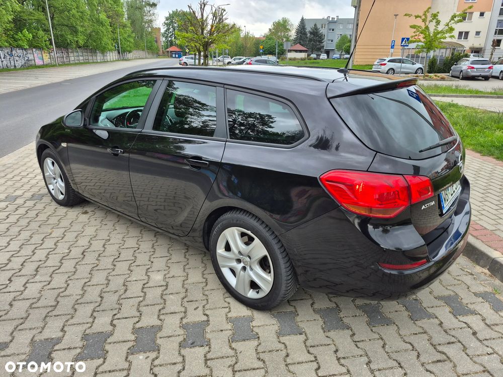 Opel Astra 1.7 CDTI DPF - 3