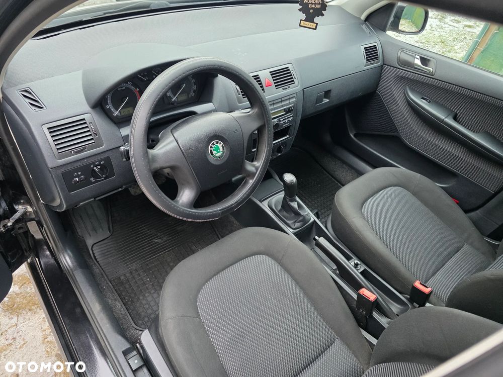 Skoda Fabia 1.4 16V Style Edition - 5