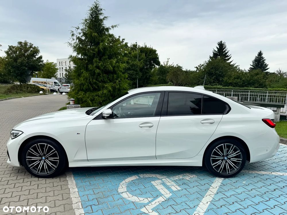 BMW Seria 3 318i M Sport - 6