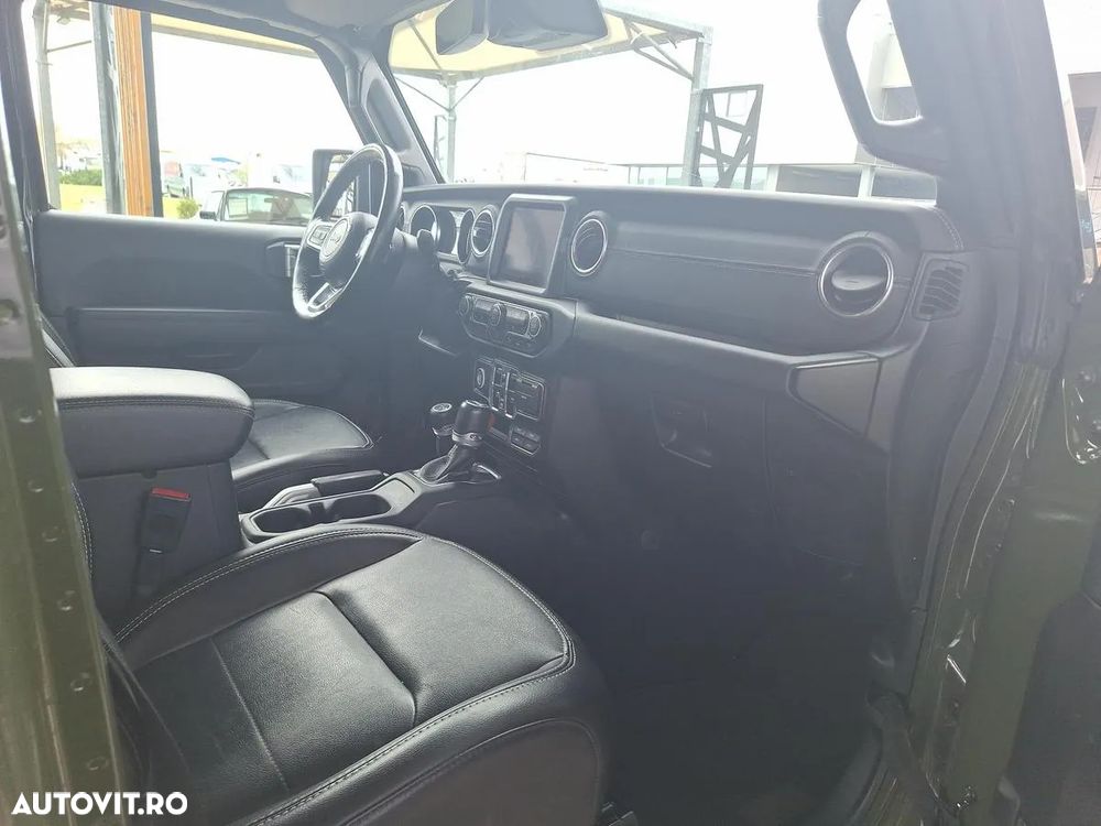 Jeep Wrangler 2.0 4xe AT8 PHEV Sahara - 12