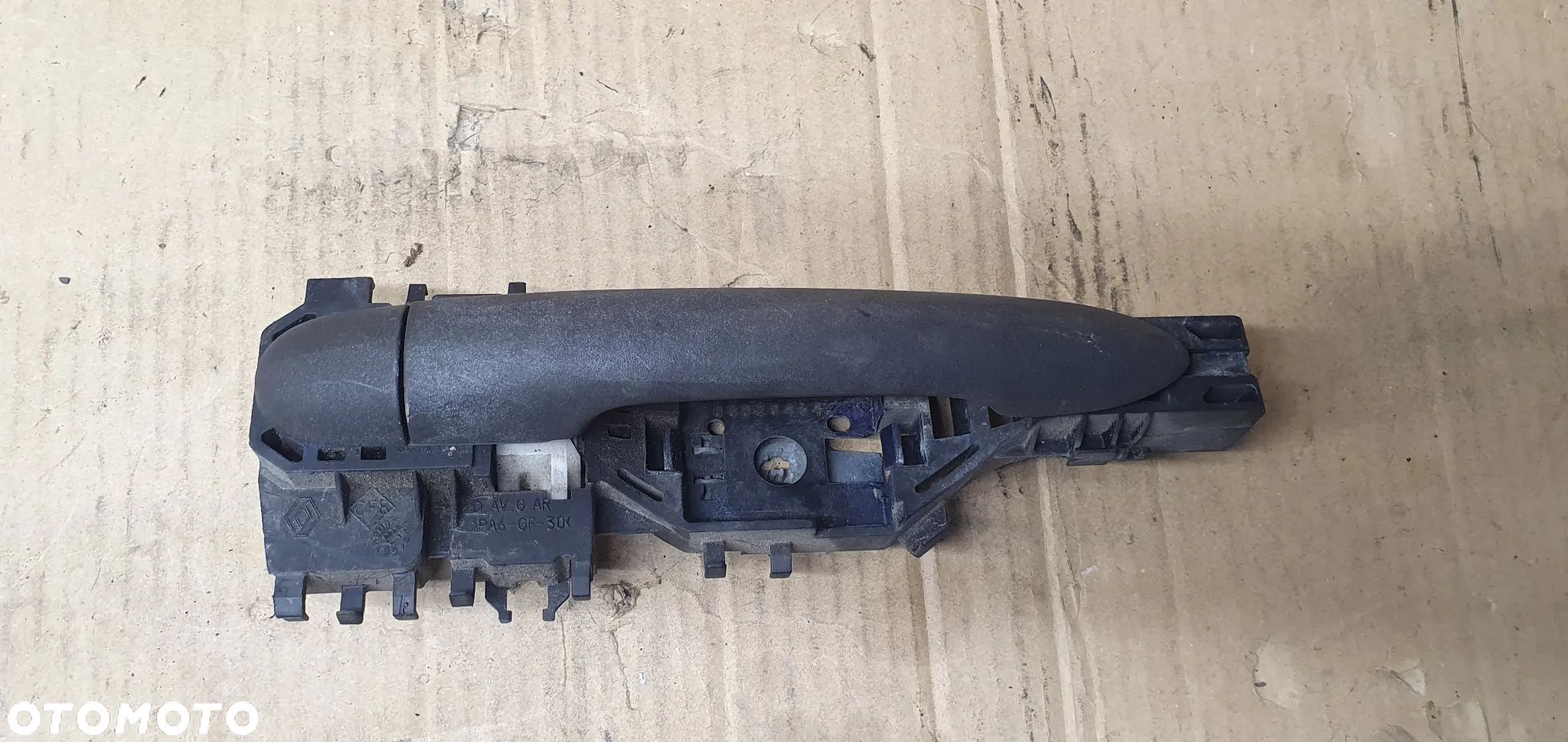 Klamka lewy tył tylna lewa Renault Scenic II 8200028464 - 1