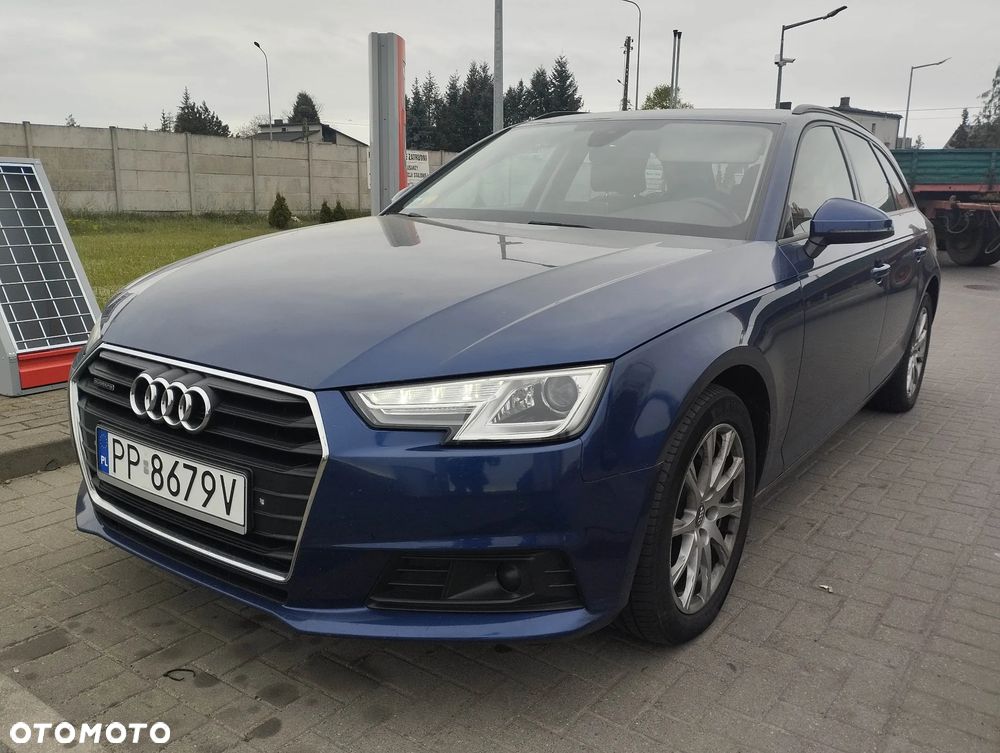Audi A4 Avant - 1