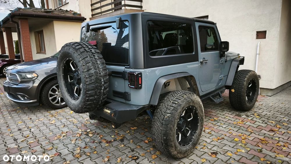Jeep Wrangler - 4