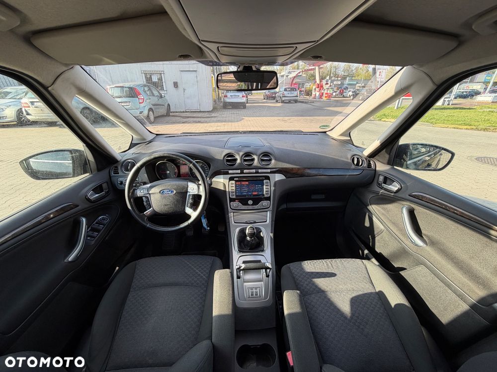 Ford Galaxy 2.2 TDCi Ghia - 4