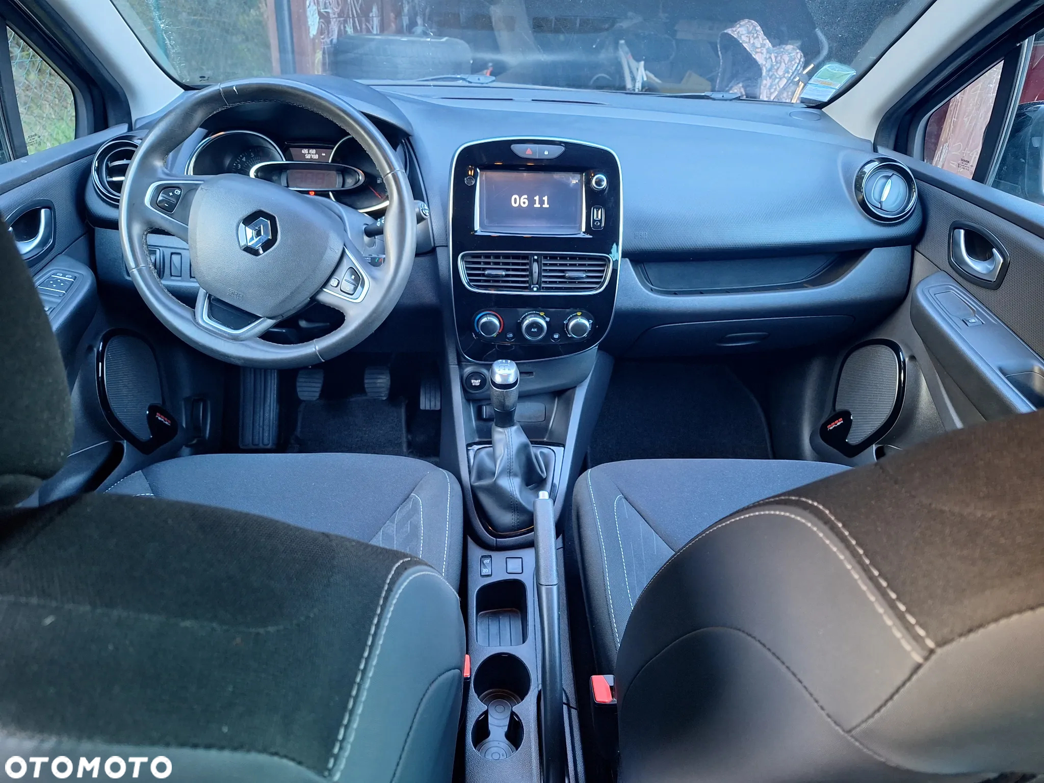 Renault Clio (Energy) TCe 90 Start & Stop LIMITED - 38