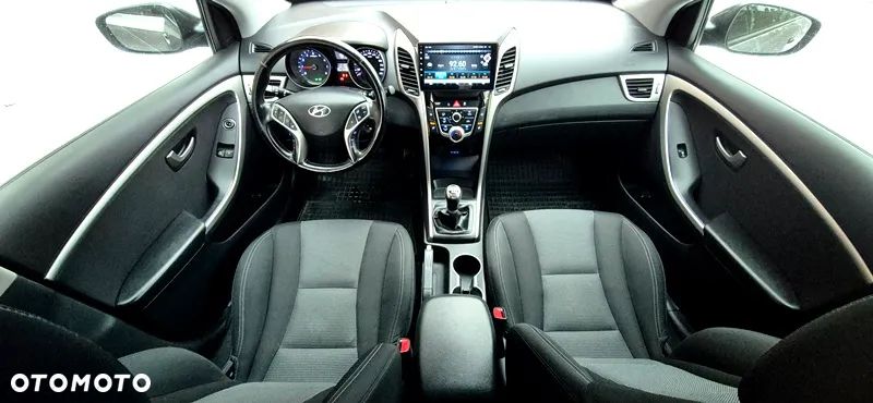 Hyundai i30 1.4 Premium - 6