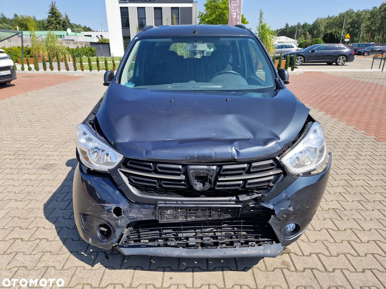 Dacia Lodgy 1.6 SCe Laureate S&S - 9