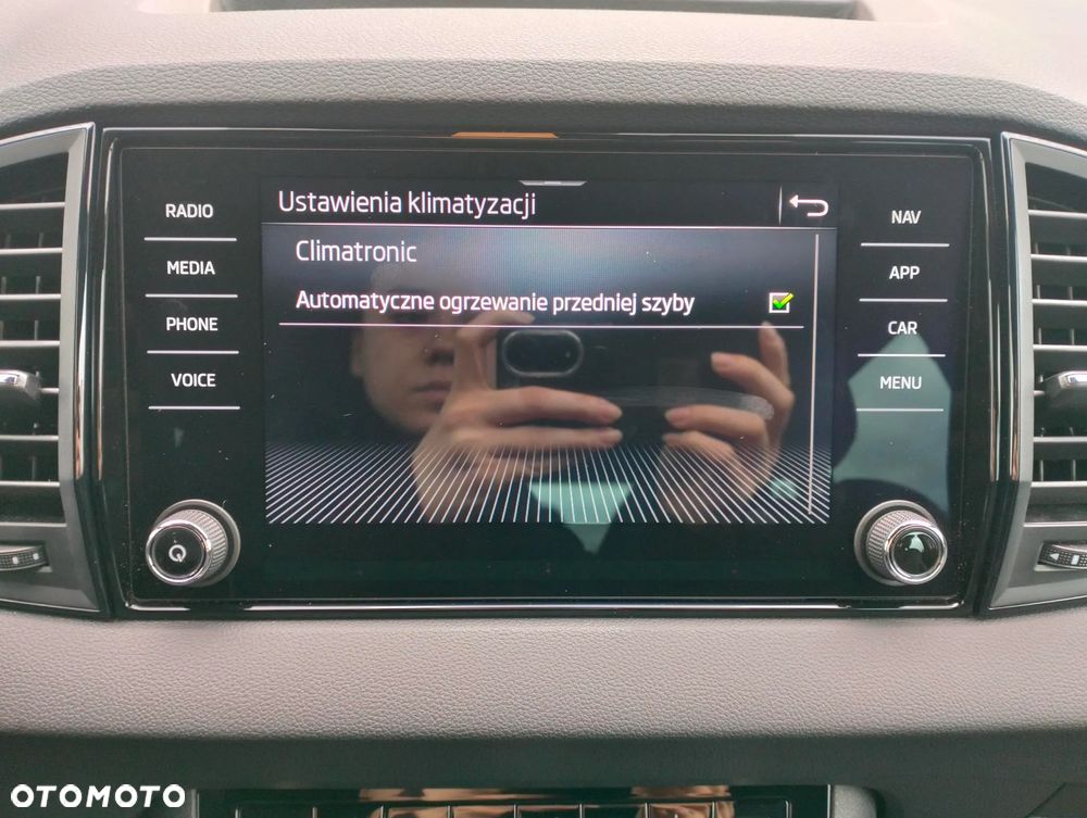 Skoda Karoq 1.5 TSI ACT Sportline DSG - 25