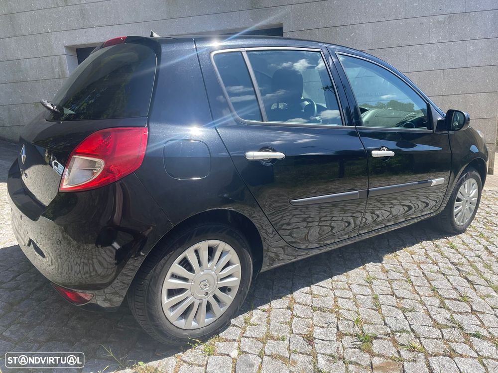 Renault Clio - 4