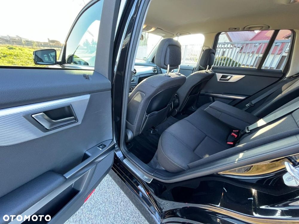 Mercedes-Benz GLK - 16