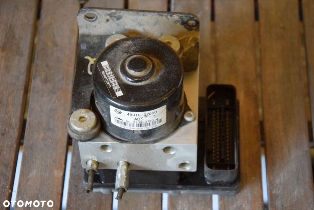 SsangYong Actyon Sports Pompa sterownik ABS 48910-32000