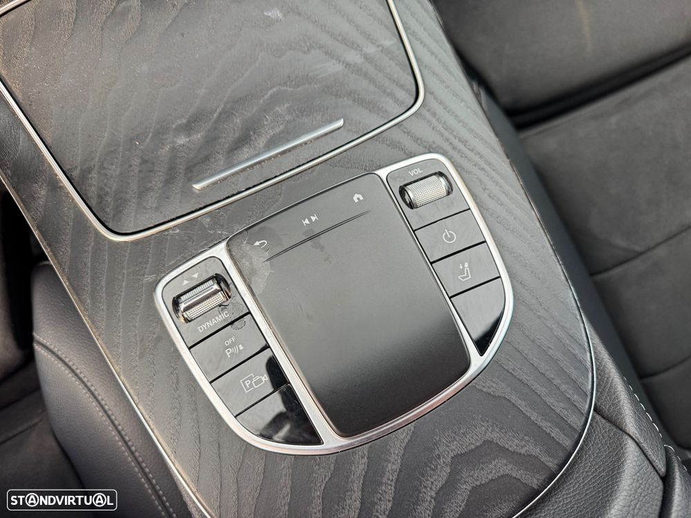 Mercedes-Benz E 300 - 24