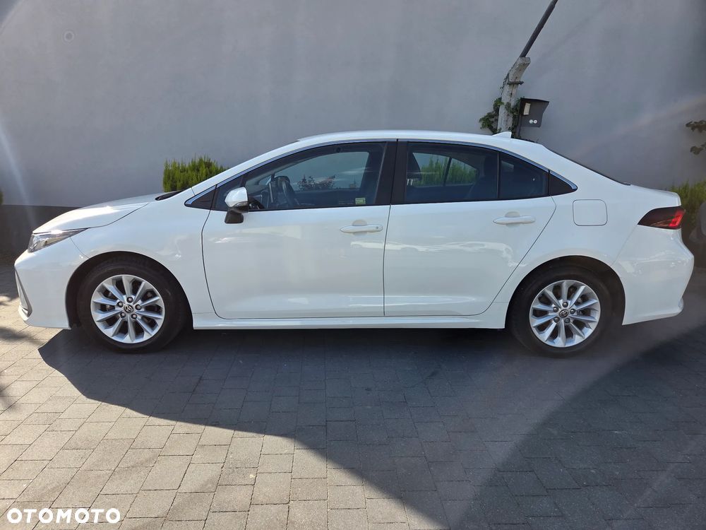 Toyota Corolla - 2