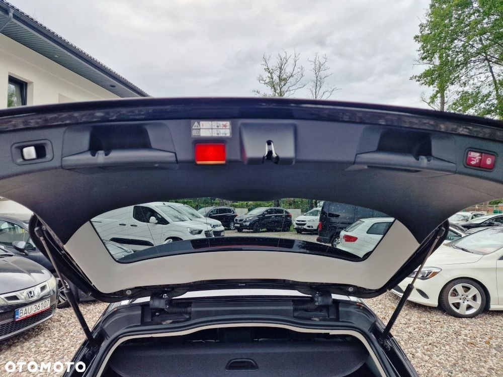 Mercedes-Benz Klasa C 350 e 7G-TRONIC - 27