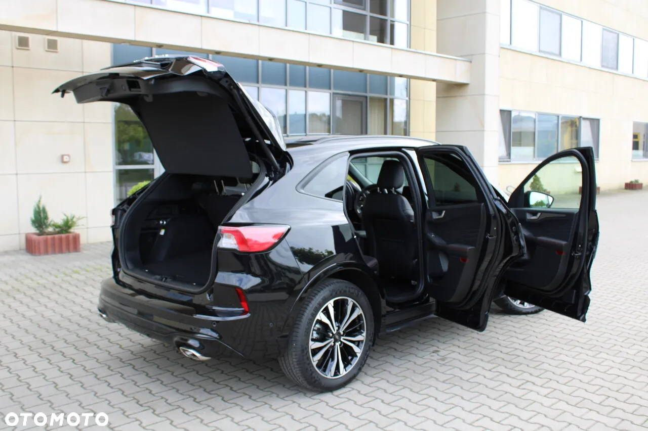 Ford Kuga 2.5 Duratec FHEV 4x4 ST-LINE - 17