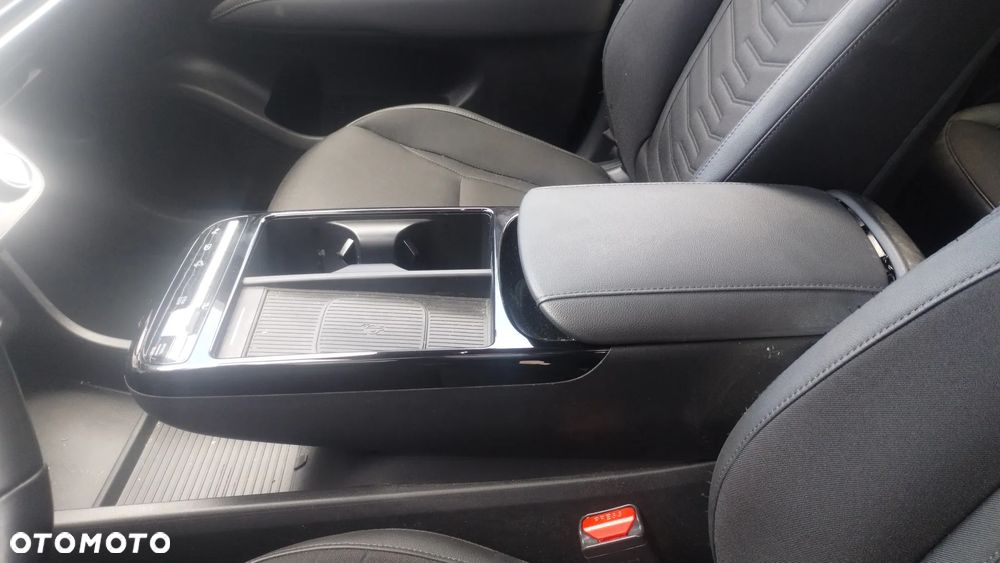 Hyundai Tucson 1.6 T-GDi 48V Platinum 4WD DCT - 11