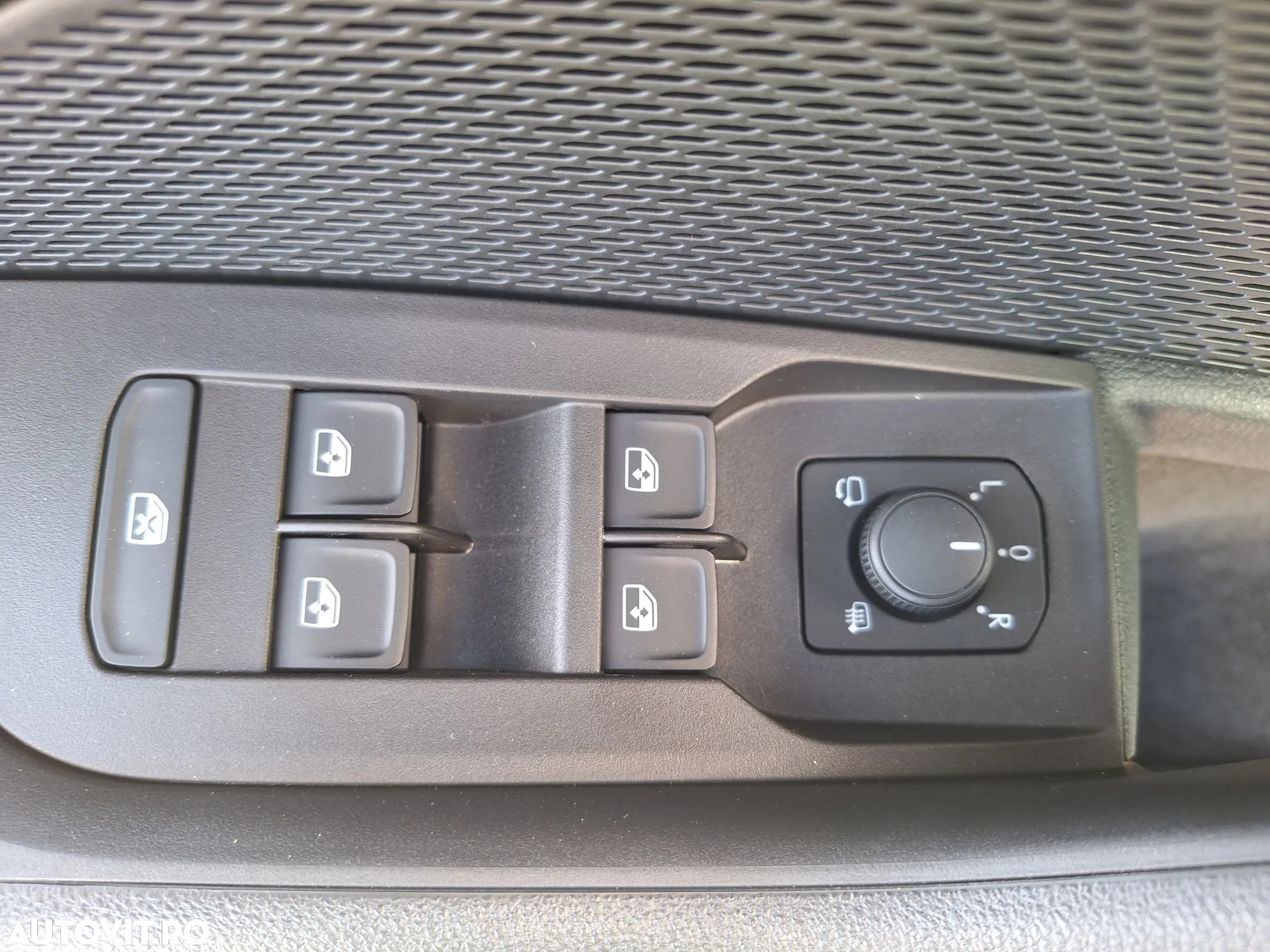 Skoda Octavia 1.5 TSI DSG MHEV Style - 11