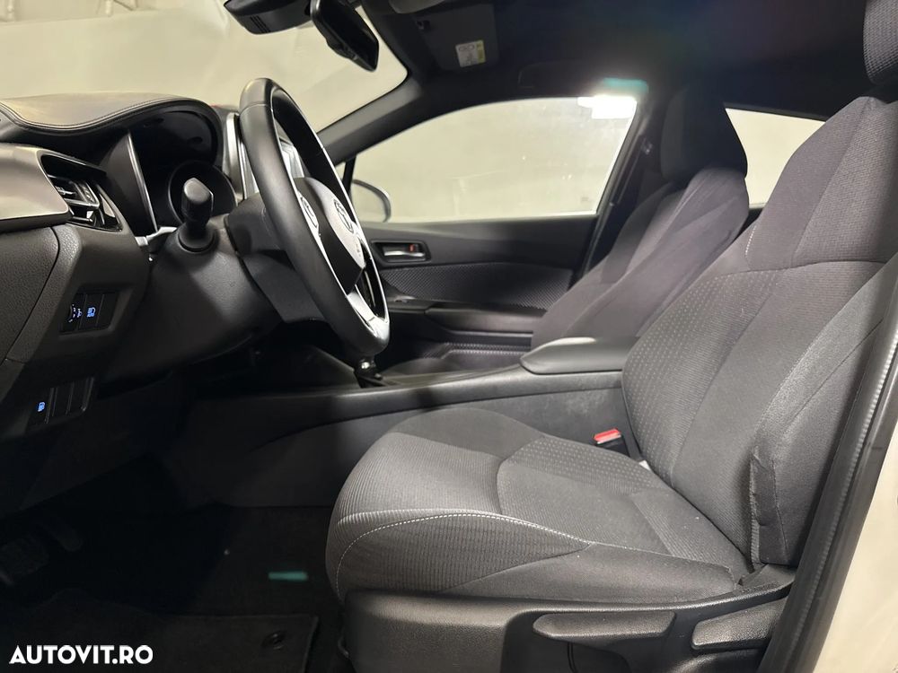 Toyota C-HR - 22