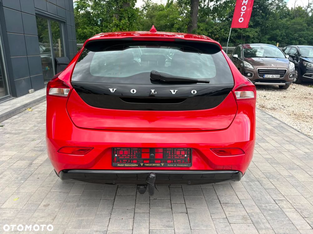 Volvo V40 D2 Kinetic - 8